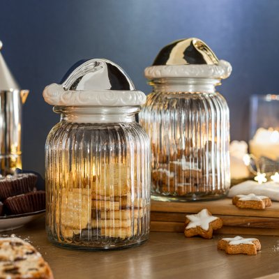 Glas mit Nikolausmütze gold