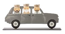 Holy kings in car