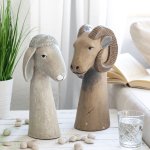 sheep head brown 35 cm 2 pcs.