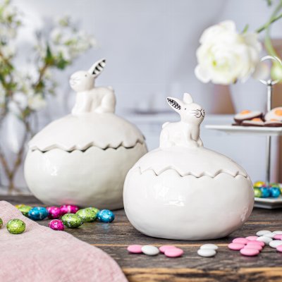 Boîte avec lapin